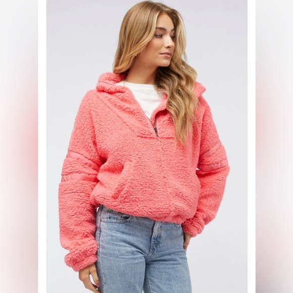 New Teddy 1/4 zip! - Picture 1 of 9